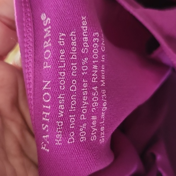 Fashion Forms halter top - Picture 7 of 7